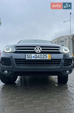 Позашляховик / Кросовер Volkswagen Touareg 2013 в Луцьку