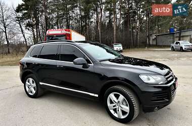 Позашляховик / Кросовер Volkswagen Touareg 2011 в Радивиліві