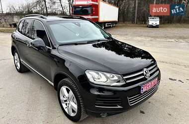 Позашляховик / Кросовер Volkswagen Touareg 2011 в Радивиліві