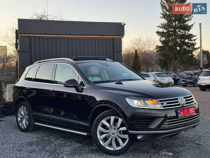 Внедорожник / Кроссовер Volkswagen Touareg 2017 в Дрогобыче