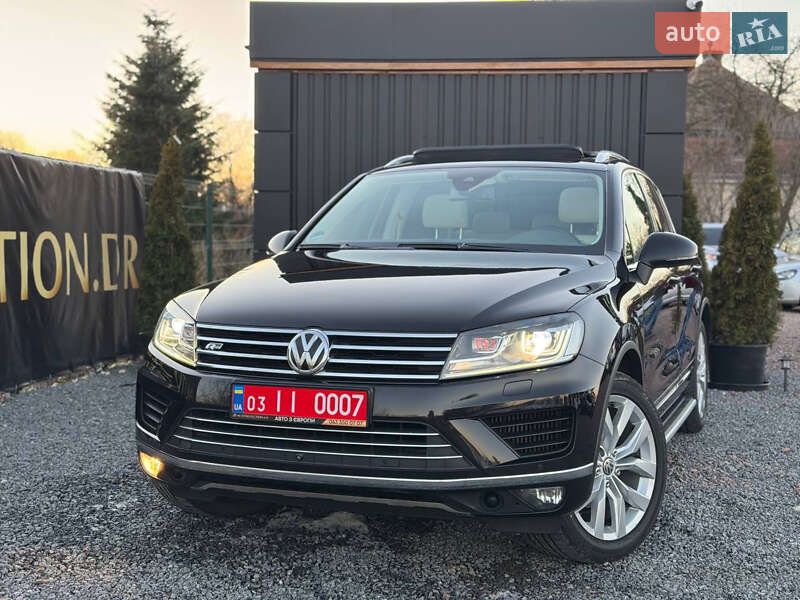 Внедорожник / Кроссовер Volkswagen Touareg 2017 в Дрогобыче