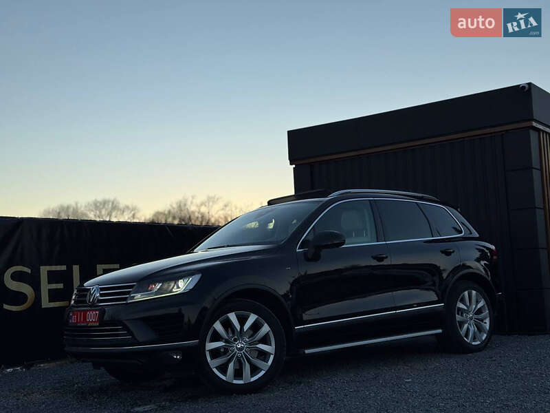 Внедорожник / Кроссовер Volkswagen Touareg 2017 в Дрогобыче