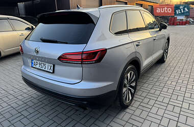 Внедорожник / Кроссовер Volkswagen Touareg 2019 в Запорожье