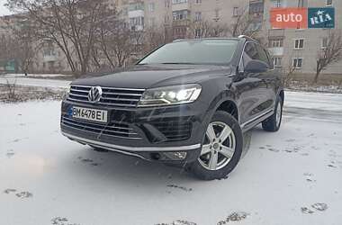 Позашляховик / Кросовер Volkswagen Touareg 2017 в Конотопі