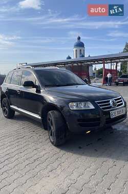 Позашляховик / Кросовер Volkswagen Touareg 2005 в Чернівцях