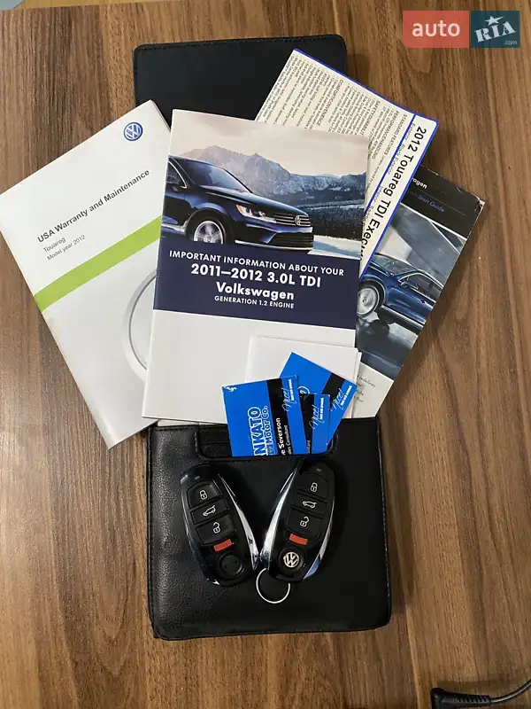 Внедорожник / Кроссовер Volkswagen Touareg 2012 в Виннице документ