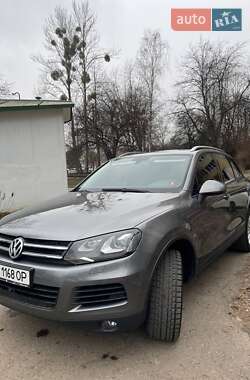 Внедорожник / Кроссовер Volkswagen Touareg 2013 в Львове