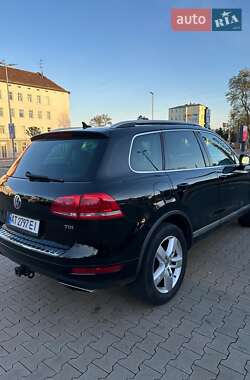 Позашляховик / Кросовер Volkswagen Touareg 2011 в Івано-Франківську