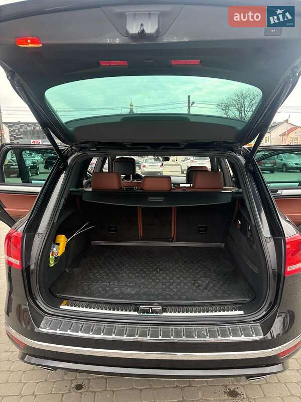 Позашляховик / Кросовер Volkswagen Touareg 2017 в Самборі фото 12 Позашляховик / Кросовер Volkswagen Touareg 2017 в Самборі