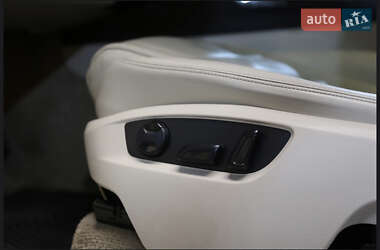 Внедорожник / Кроссовер Volkswagen Touareg 2012 в 