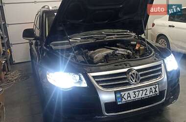 Внедорожник / Кроссовер Volkswagen Touareg 2007 в Киеве