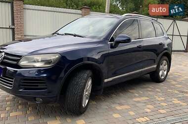 Внедорожник / Кроссовер Volkswagen Touareg 2011 в Виннице