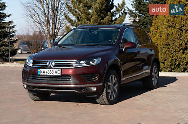 Внедорожник / Кроссовер Volkswagen Touareg 2017 в Ивано-Франковске