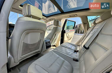 Внедорожник / Кроссовер Volkswagen Touareg 2011 в 