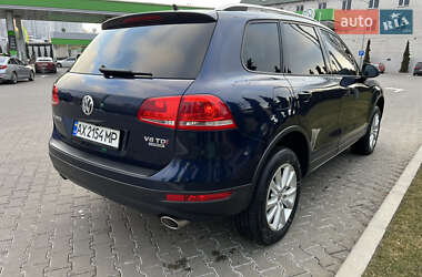 Внедорожник / Кроссовер Volkswagen Touareg 2014 в 