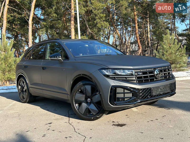 Внедорожник / Кроссовер Volkswagen Touareg 2024 в Киеве