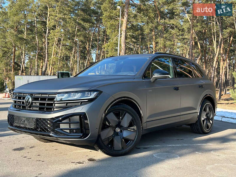 Внедорожник / Кроссовер Volkswagen Touareg 2024 в Киеве