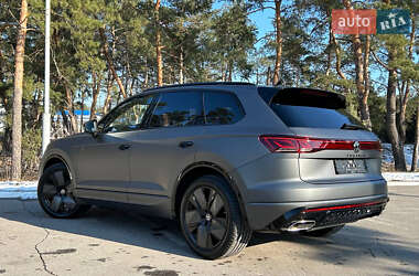 Позашляховик / Кросовер Volkswagen Touareg 2024 в Києві