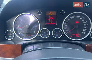 Позашляховик / Кросовер Volkswagen Touareg 2005 в 