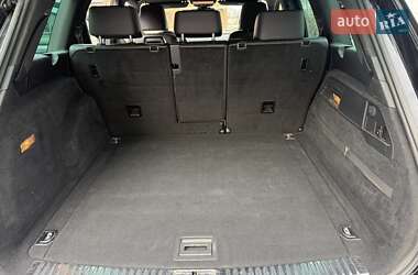 Внедорожник / Кроссовер Volkswagen Touareg 2013 в 