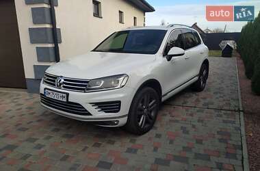 Внедорожник / Кроссовер Volkswagen Touareg 2013 в Звягеле