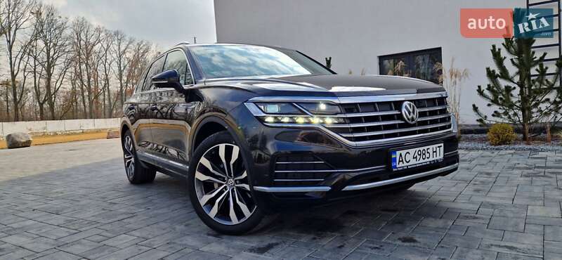 Внедорожник / Кроссовер Volkswagen Touareg 2018 в Луцке