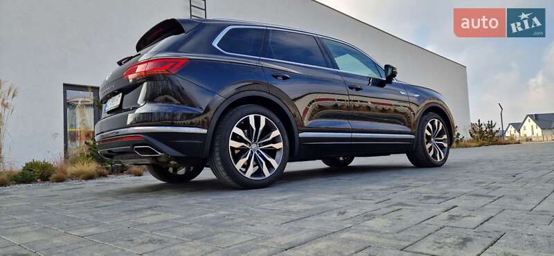 Внедорожник / Кроссовер Volkswagen Touareg 2018 в Луцке