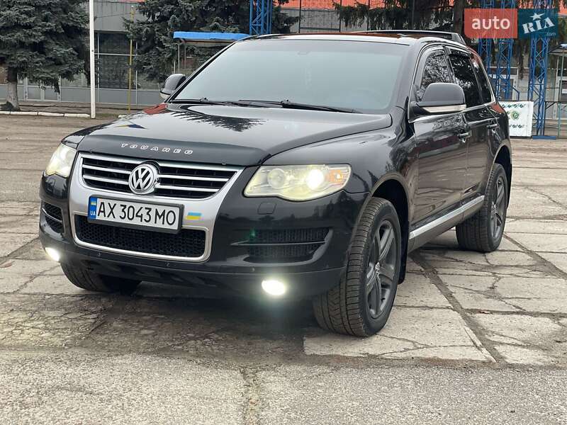 Внедорожник / Кроссовер Volkswagen Touareg 2008 в 