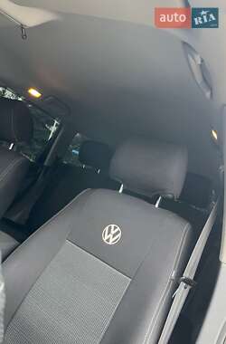 Внедорожник / Кроссовер Volkswagen Touareg 2008 в 