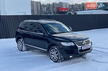 Внедорожник / Кроссовер Volkswagen Touareg 2007 в Киеве