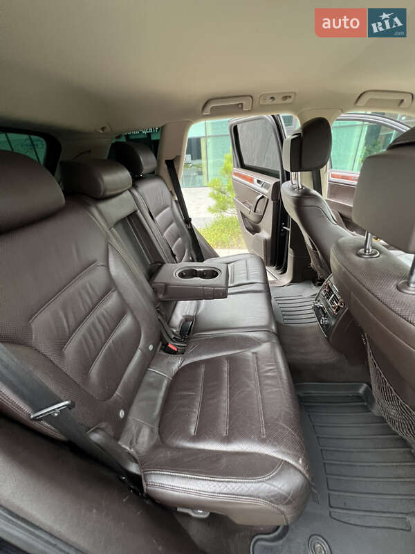 Внедорожник / Кроссовер Volkswagen Touareg 2010 в Хмельницком фото 60 Внедорожник / Кроссовер Volkswagen Touareg 2010 в Хмельницком
