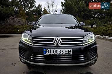 Внедорожник / Кроссовер Volkswagen Touareg 2014 в Полтаве
