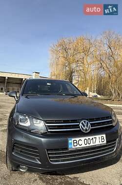 Позашляховик / Кросовер Volkswagen Touareg 2013 в Івано-Франківську