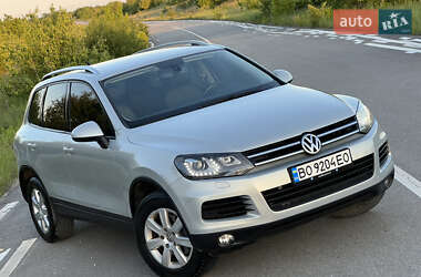 Внедорожник / Кроссовер Volkswagen Touareg 2013 в 