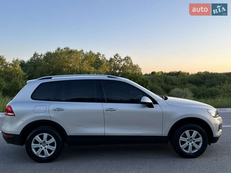 Позашляховик / Кросовер Volkswagen Touareg 2013 в Тернополі фото 41 Позашляховик / Кросовер Volkswagen Touareg 2013 в Тернополі