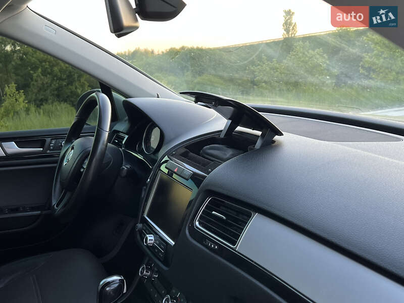 Позашляховик / Кросовер Volkswagen Touareg 2013 в Тернополі фото 84 Позашляховик / Кросовер Volkswagen Touareg 2013 в Тернополі