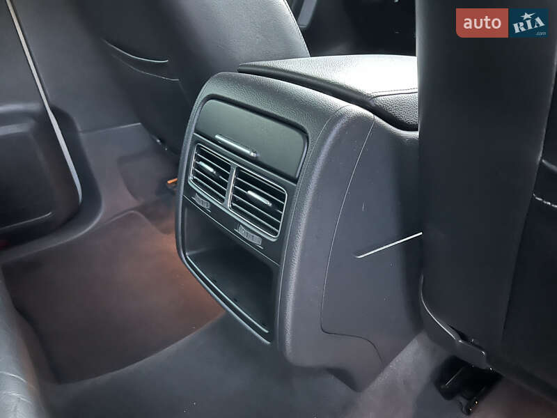 Позашляховик / Кросовер Volkswagen Touareg 2013 в Тернополі фото 101 Позашляховик / Кросовер Volkswagen Touareg 2013 в Тернополі