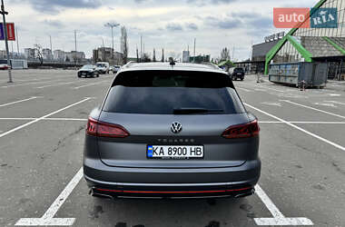 Позашляховик / Кросовер Volkswagen Touareg 2022 в Києві