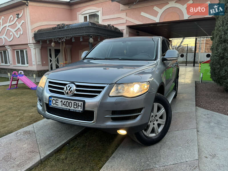 Внедорожник / Кроссовер Volkswagen Touareg 2007 в Черновцах