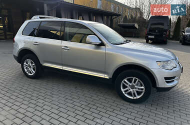 Внедорожник / Кроссовер Volkswagen Touareg 2008 в 