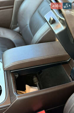 Внедорожник / Кроссовер Volkswagen Touareg 2014 в 