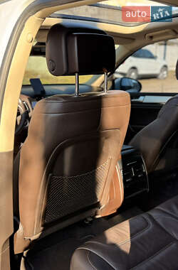 Внедорожник / Кроссовер Volkswagen Touareg 2014 в 
