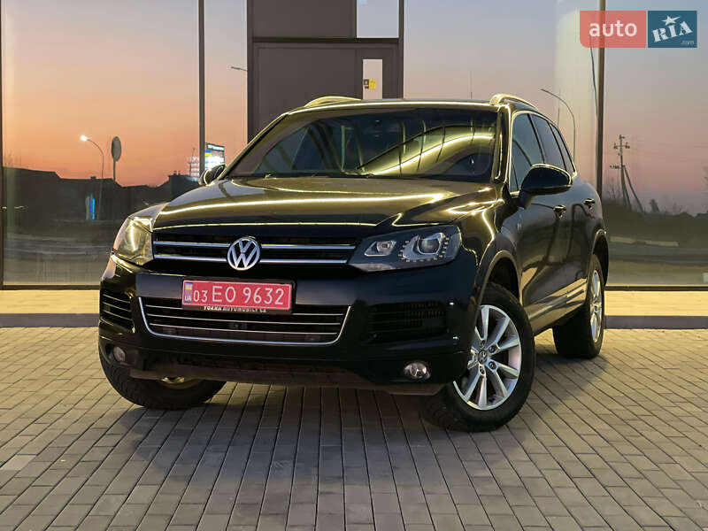 Позашляховик / Кросовер Volkswagen Touareg 2011 в Ужгороді