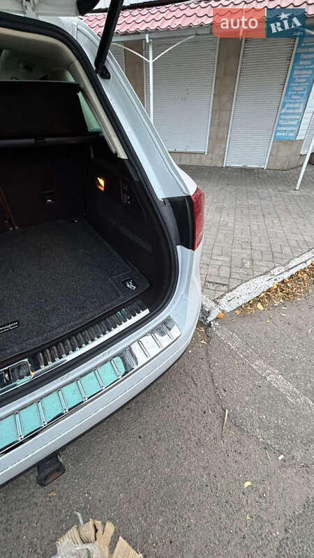 Внедорожник / Кроссовер Volkswagen Touareg 2014 в Знаменке