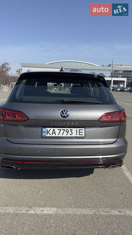 Позашляховик / Кросовер Volkswagen Touareg 2020 в Броварах