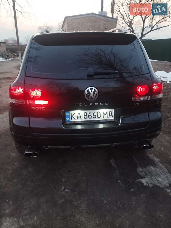 Внедорожник / Кроссовер Volkswagen Touareg 2006 в Звягеле