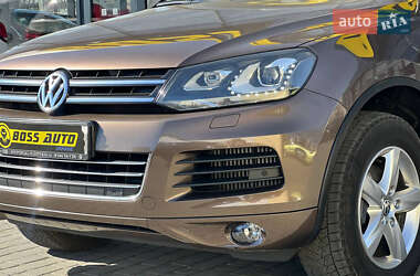 Внедорожник / Кроссовер Volkswagen Touareg 2013 в 