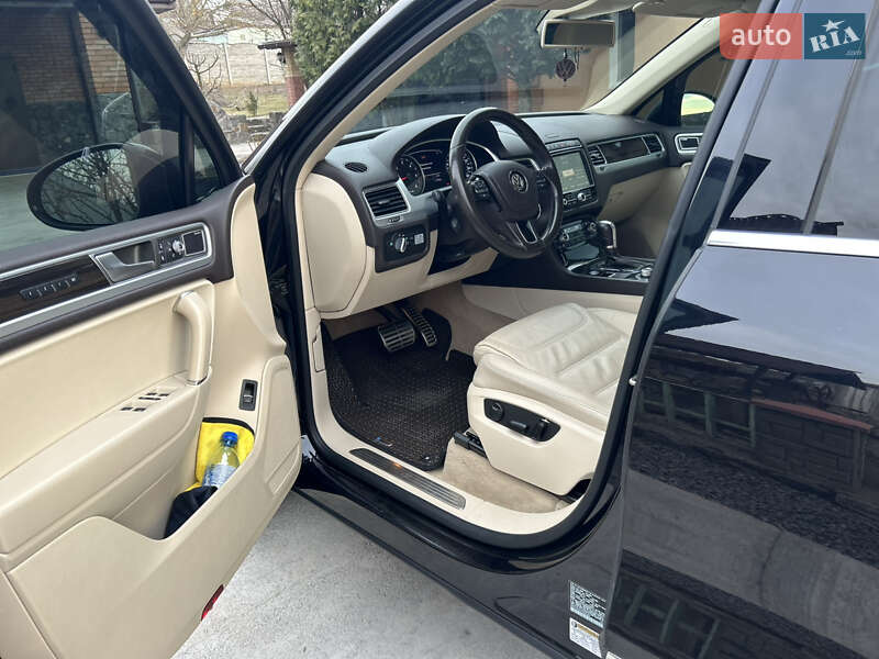 Позашляховик / Кросовер Volkswagen Touareg 2014 в Вінниці фото 9 Позашляховик / Кросовер Volkswagen Touareg 2014 в Вінниці