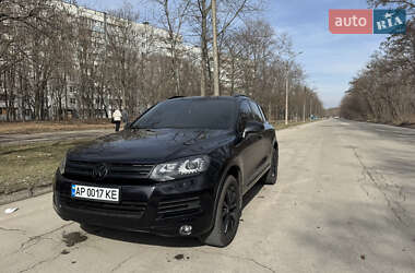 Позашляховик / Кросовер Volkswagen Touareg 2012 в Запоріжжі