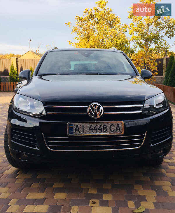 Внедорожник / Кроссовер Volkswagen Touareg 2011 в Белой Церкви